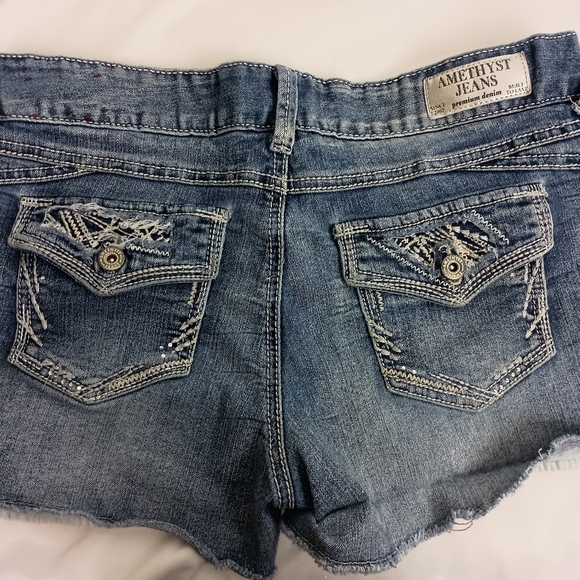 2/$30 AMETHYST JEANS Edgy Blue Denim Western Booty Shorts (#1,437) - Picture 4 of 8
